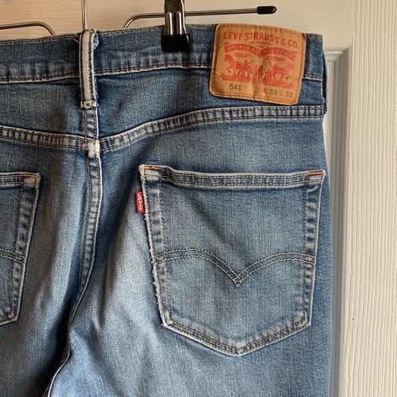 Levi's Other - Levi’s Blue Wash 541s W32 L32